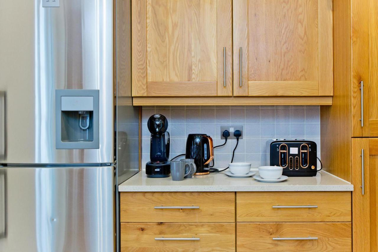 Hyde Park Paddington Spacious *